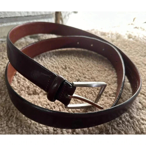 Jos A Bank Mens Brown Fine Italian Leather Belt Solid Brass Buckle Sz 42 1-1/8”W - Picture 1 of 6